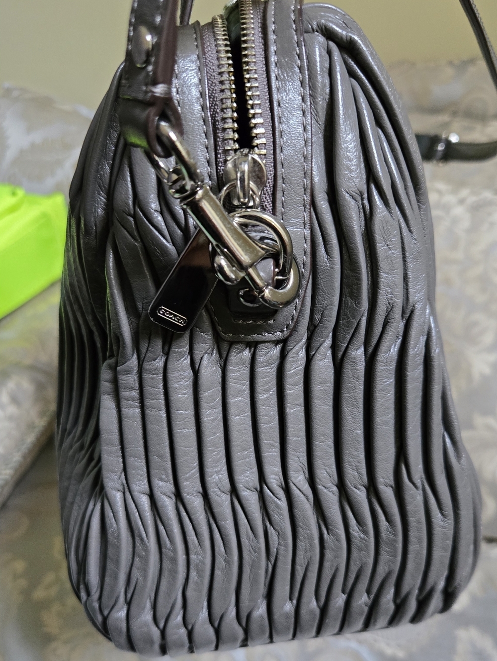 Coach RARE* Taylor Gathered Leather Alexis Carryall Tote (same size large Rowan) - Picture 5 of 14